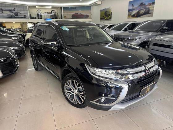 MITSUBISHI OUTLANDER 2.0 COMFORT 16V GASOLINA 4P AUTOMÁTICO MITSUBISHI OUTLANDER 2.0 COMFORT 16V GASOLINA 4P AUTOMÁTICO